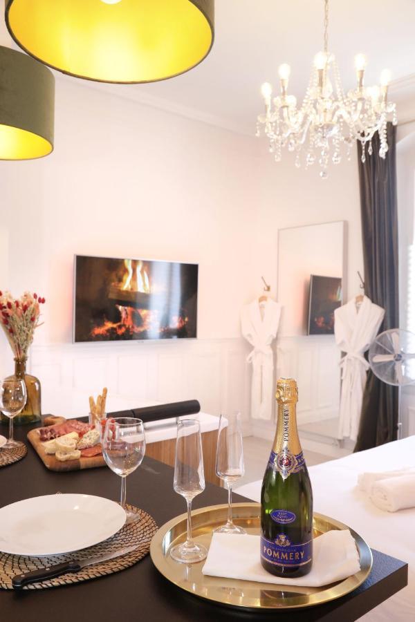 דירות סנליס La Marquise - Cosy Flat - Jacuzzi - Senlis מראה חיצוני תמונה